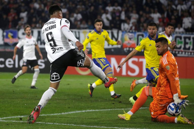 Boca superó a Colo Colo y se clasificó a octavos de final