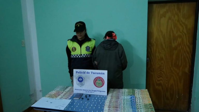 Narcomenudeo: detienen a una mujer luego de un «pase manos» de drogas