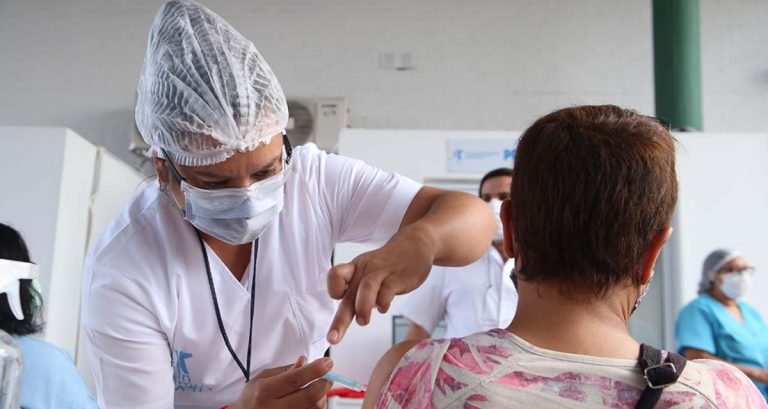 La vacuna contra la gripe está disponible para toda la población desde hoy