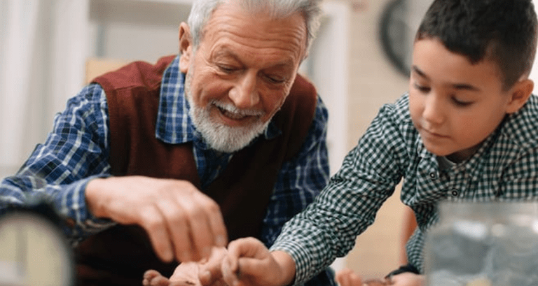 “Sabios consejeros” : Reflexiones sobre el rol de los abuelos en las familias