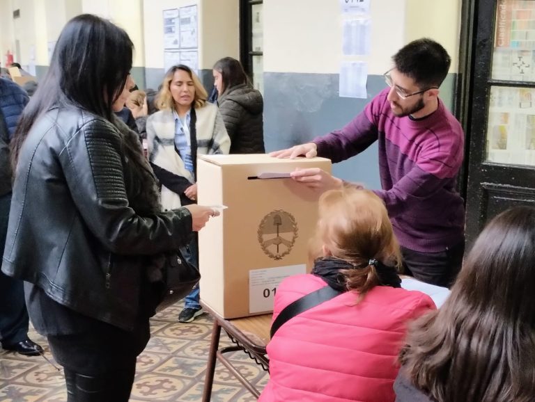 Hoy comienza el pago a las autoridades de mesa que actuaron en las elecciones provinciales