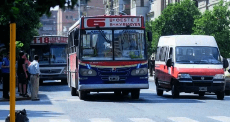 Se vienen horas decisivas, Jaldo opinó sobre el transporte público- colectivos