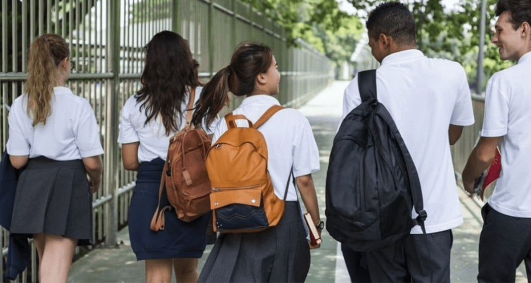 Aumento en la cuota de los colegios privados