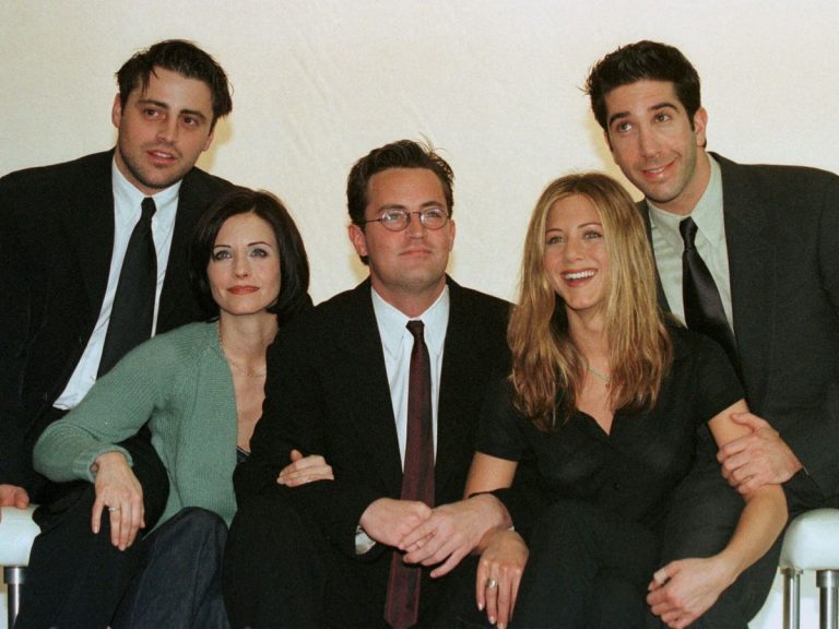 Los actores de “Friends” se pronunciaron sobre la muerte de Matthew Perry