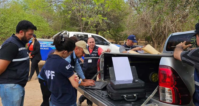 Tragedia en 7 de Abril: un hombre perdió la vida presuntamente en manos de su hijo