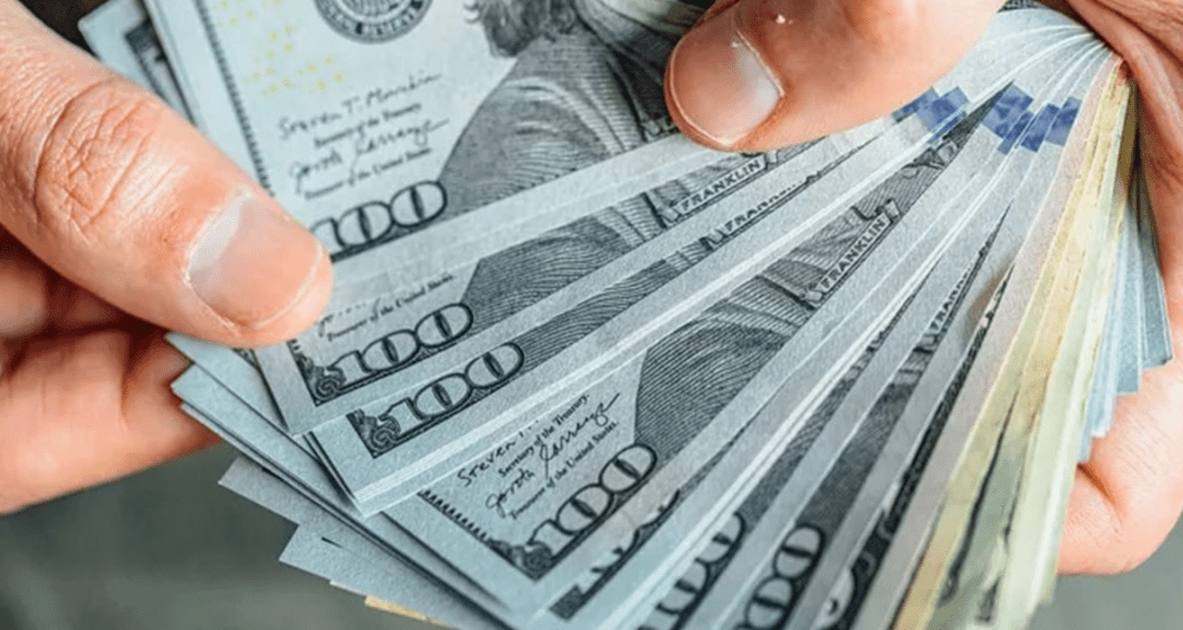 El dólar blue mantiene su volatilidad generando incertidumbre en los mercados