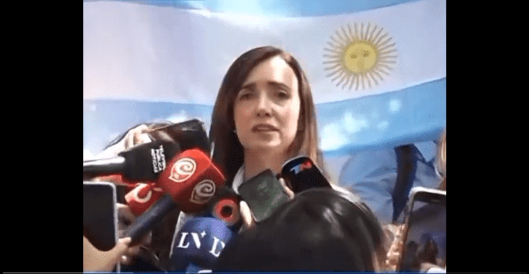 Victoria Villarruel: “Nosotros respetamos la democracia”