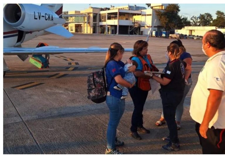 El avión sanitario trasladó a un bebé de 8 meses al Hospital Garrahan