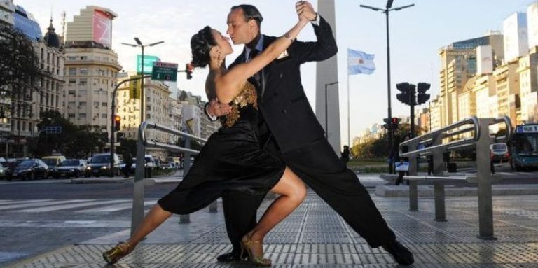 Hoy se celebra el Día Nacional del Tango