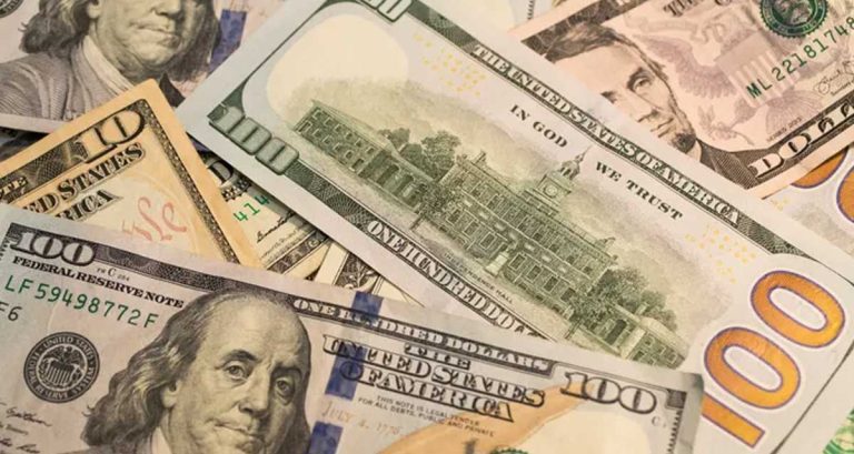 El dólar “blue” sube en el inicio de la semana