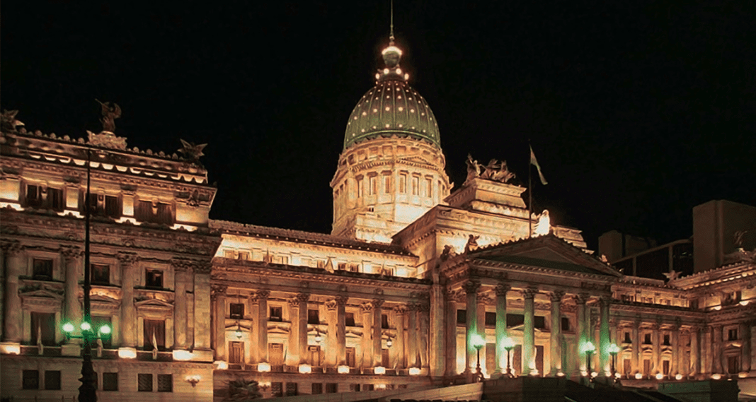 Por primera vez un presidente inaugurará las sesiones ordinarias del Congreso noche