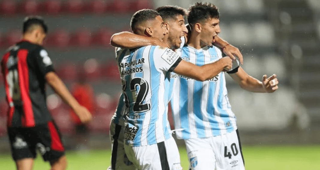 Atlético volvió a sonreir: aplastó a Defensores de Belgrano por 4-0 en la Copa Argentina