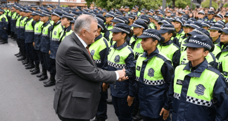 Jaldo le pidió a los jefes policiales depurar las fuerzas de seguridad