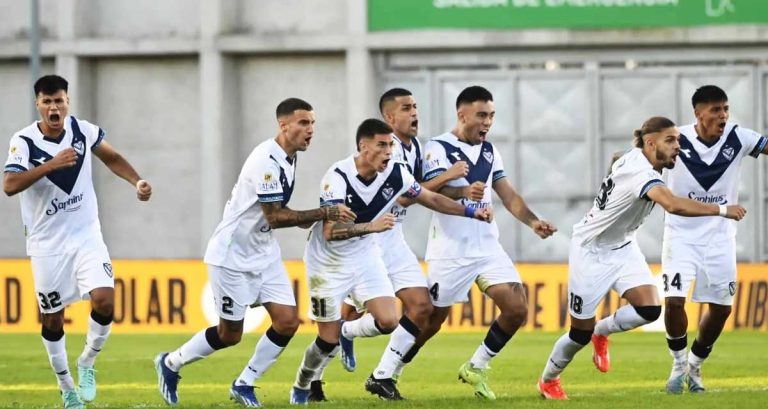 Copa de la Liga Profesional: Vélez espera por su rival en la final