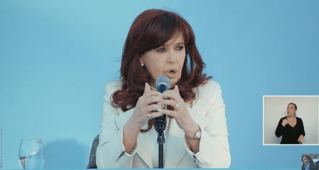 CFK: “Esto no es anarcocapitalismo, es anarcocolonialismo”