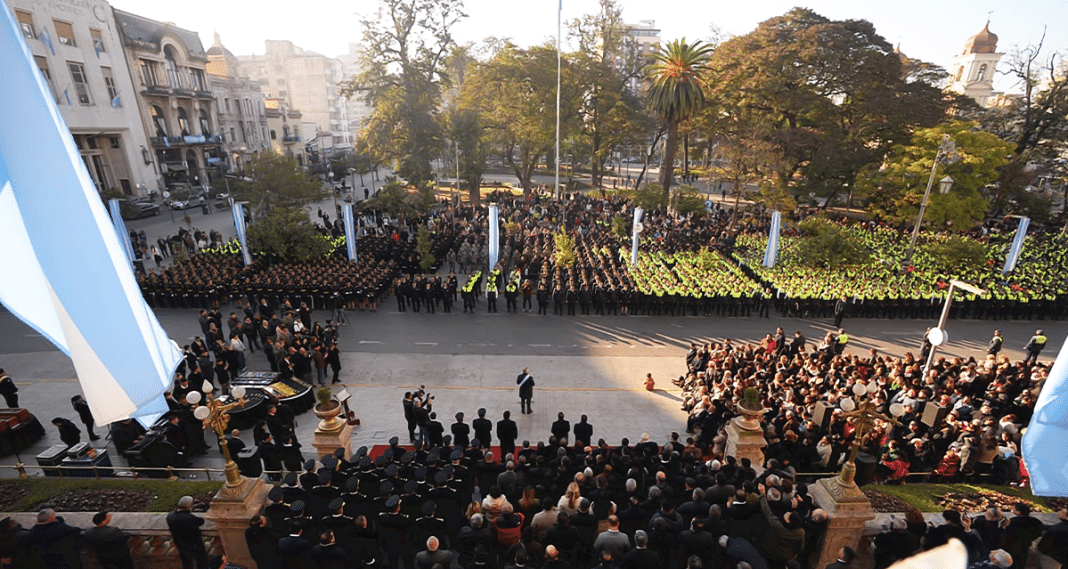 Ascendieron a 4,042 policías en Tucumán