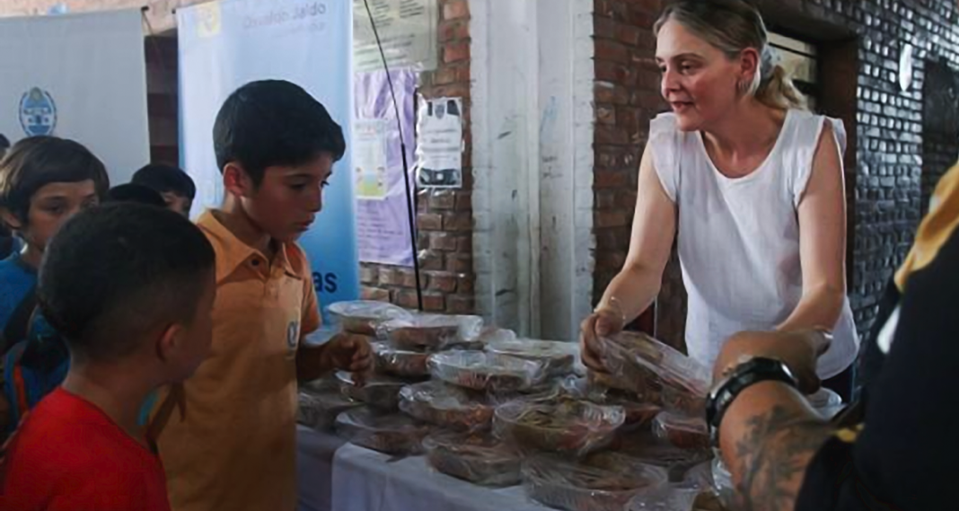 Continúa la asistencia en comedores escolares durante el verano